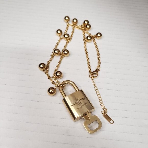 Louis Vuitton Lock & Key w/ Unbranded Golden Balls Stainless Steel Chain 100725 - Picture 4 of 5